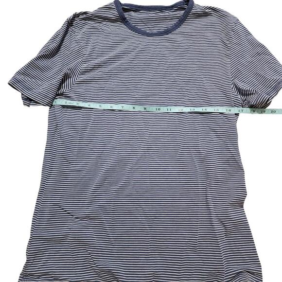 Lululemon striped crewneck men's - Picture 4 of 6
